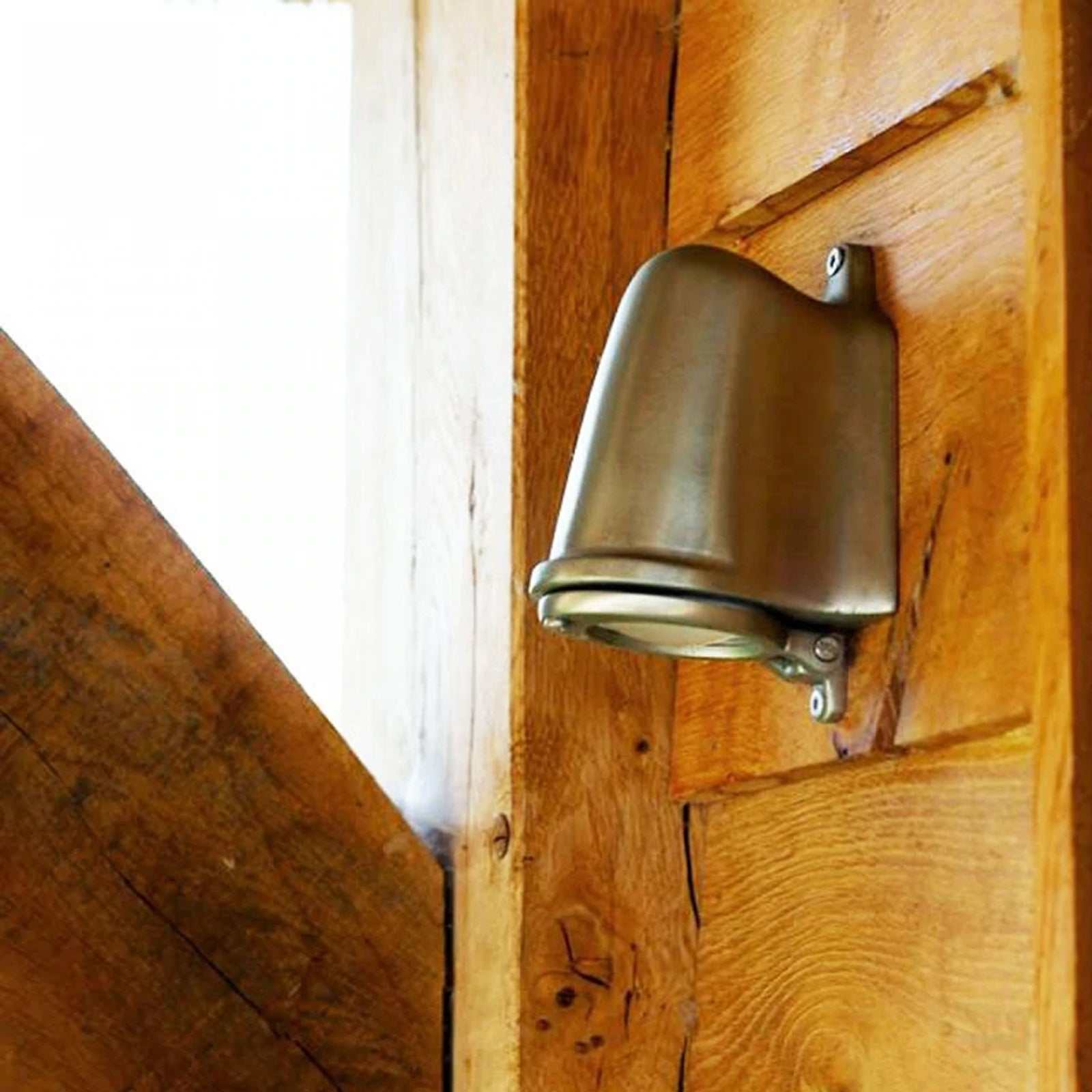 Bourne Outdoor Mast Light - Image 4