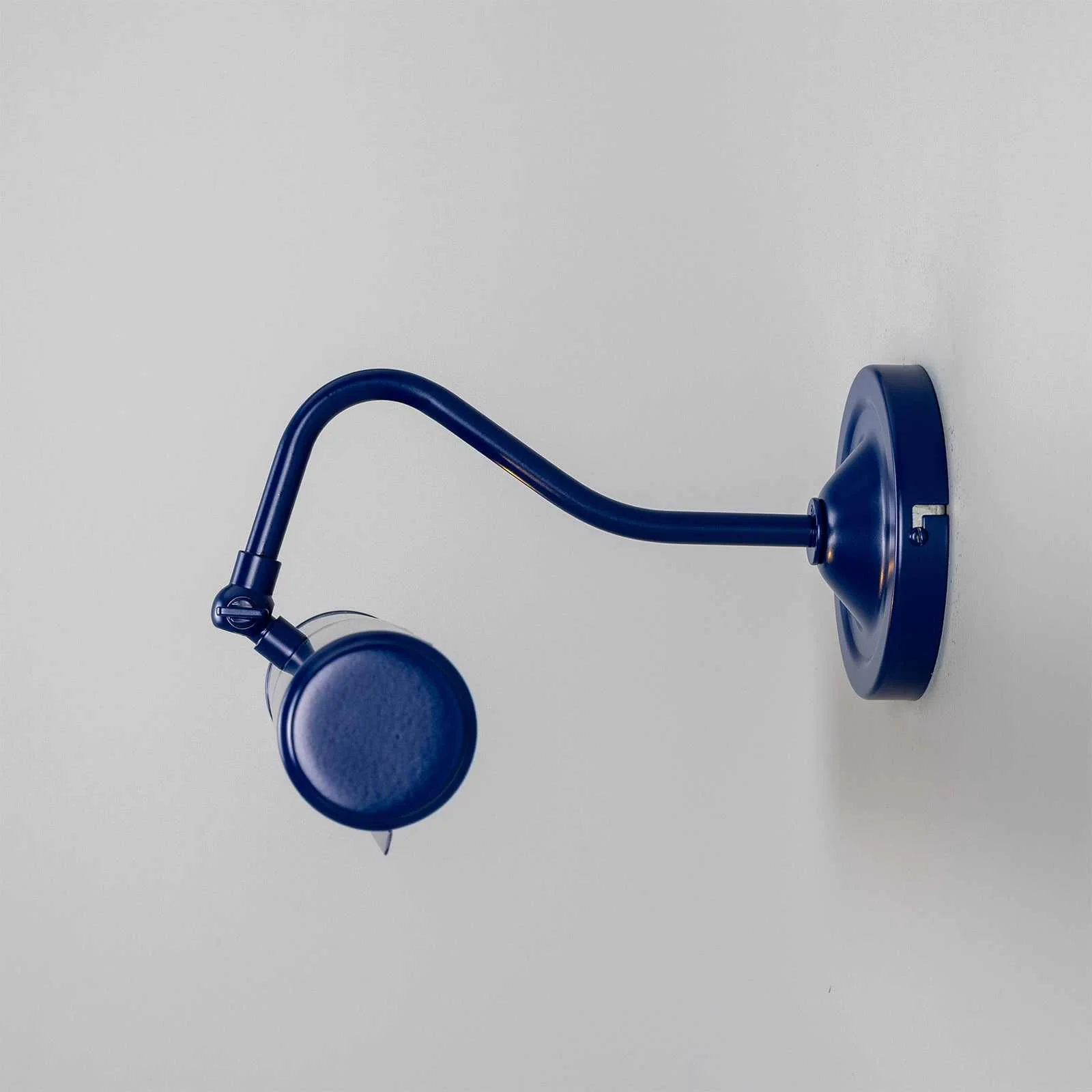 Coloured Dublin Picture Light - 35.5cm - Image 6
