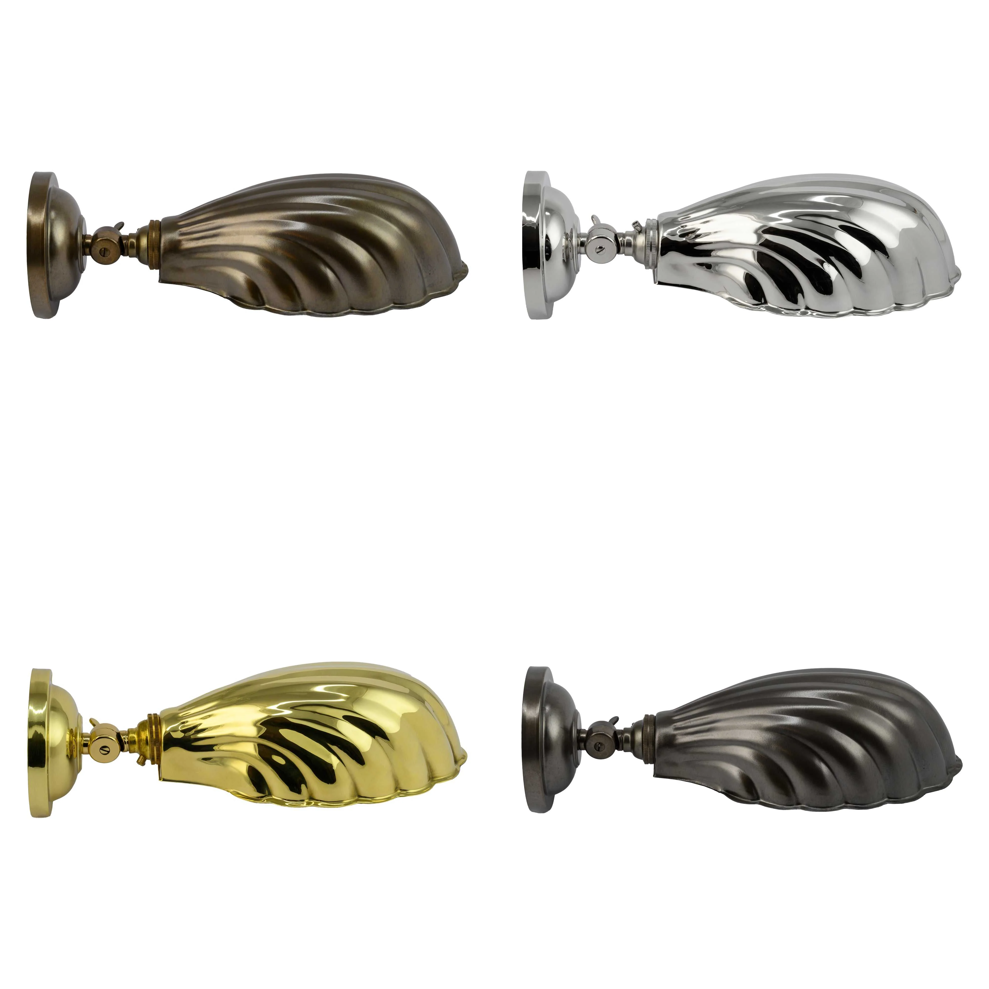 Hadlow Adjustable Brass Shell Wall Light - Image 3