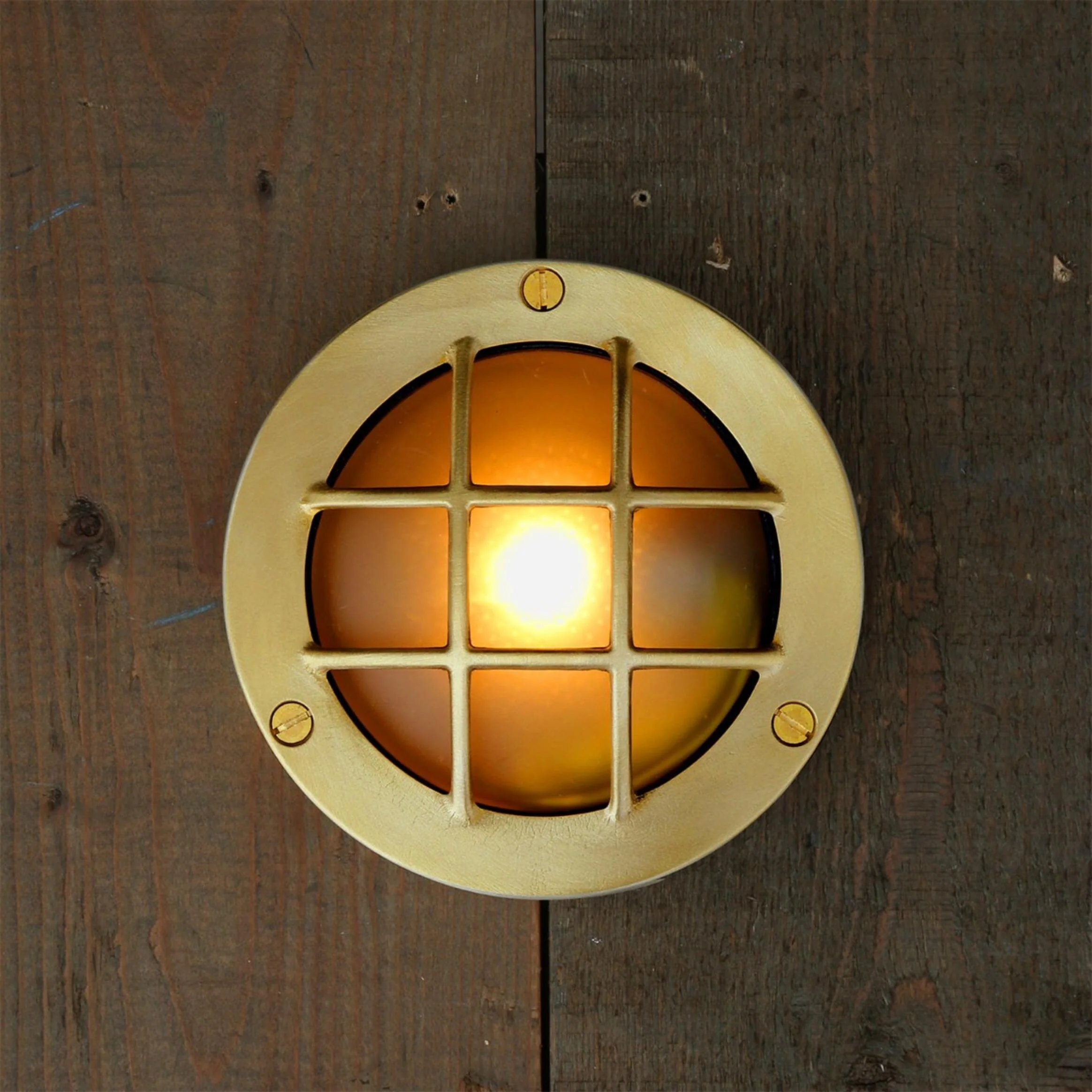 Muara Bulkhead IP64 Outdoor Wall Light - Image 3