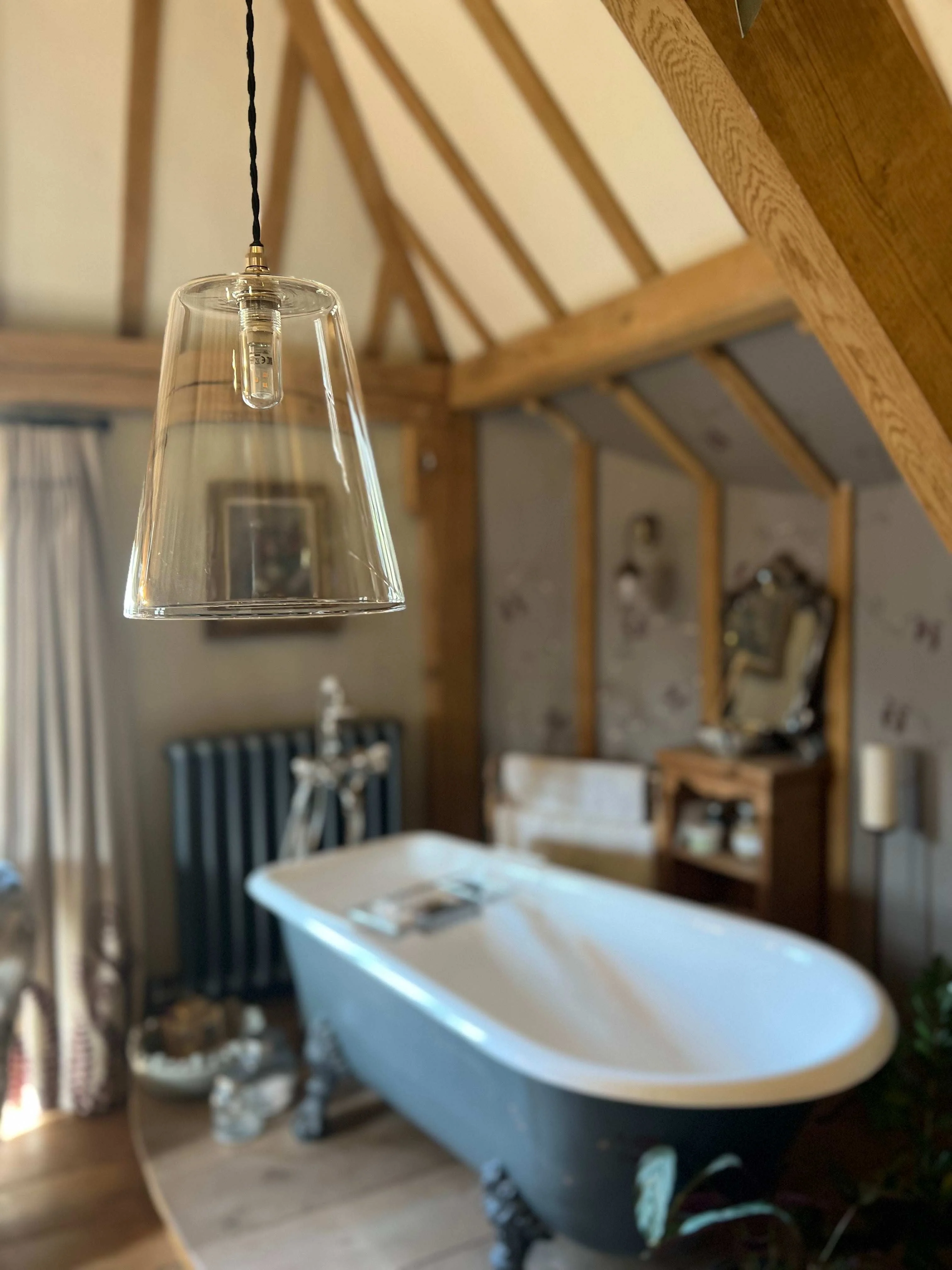 Newbury Large Clear Glass Shade Bathroom Pendant light - Image 2