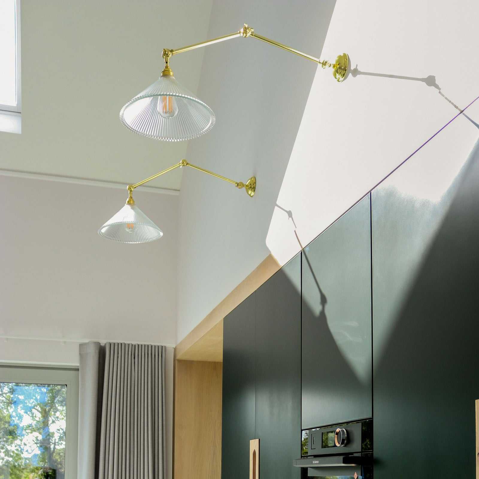 Rebell Prismatic Adjustable Wall Light - Image 5