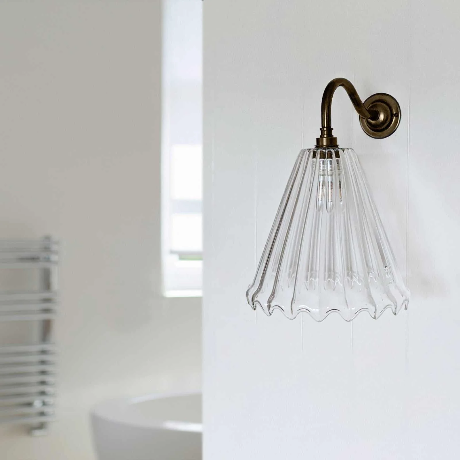 Rye Medium Ribbed Glass Shade Bathroom Wall Light - Image 4